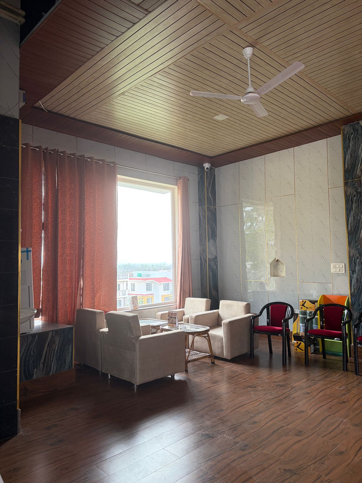 Sound healing retreat Rishikesh